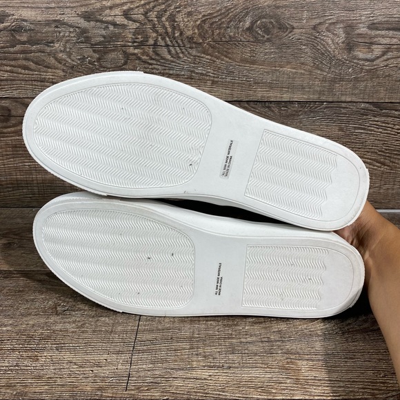 Report Axel Ankle Bootie - Picture 8 of 13